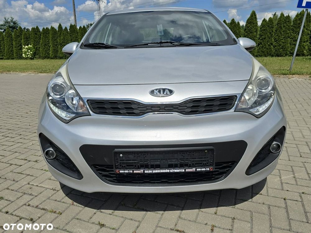 Kia Rio - 5