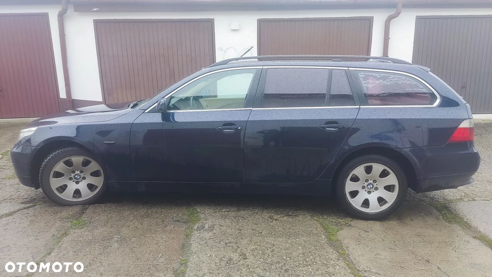 BMW Seria 5 535d - 25