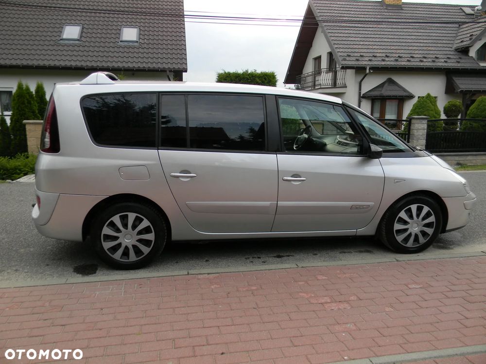 Renault Espace 2.0 dCi FAP Expression - 11