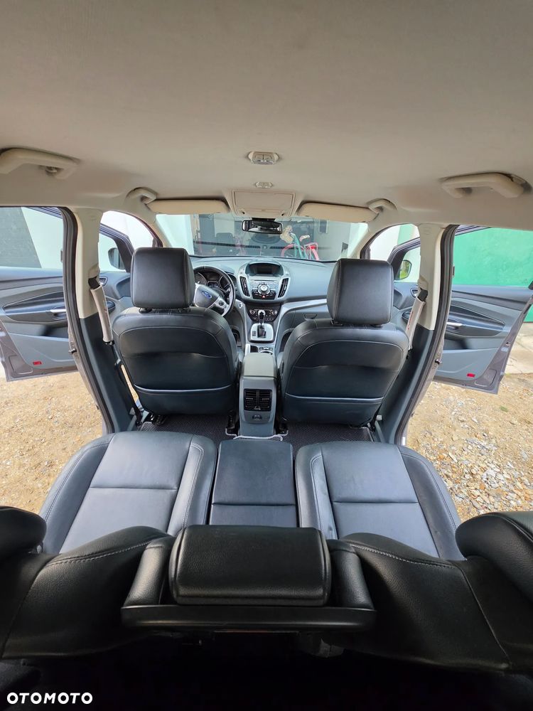 Ford Grand C-MAX 2.0 TDCi Titanium - 11