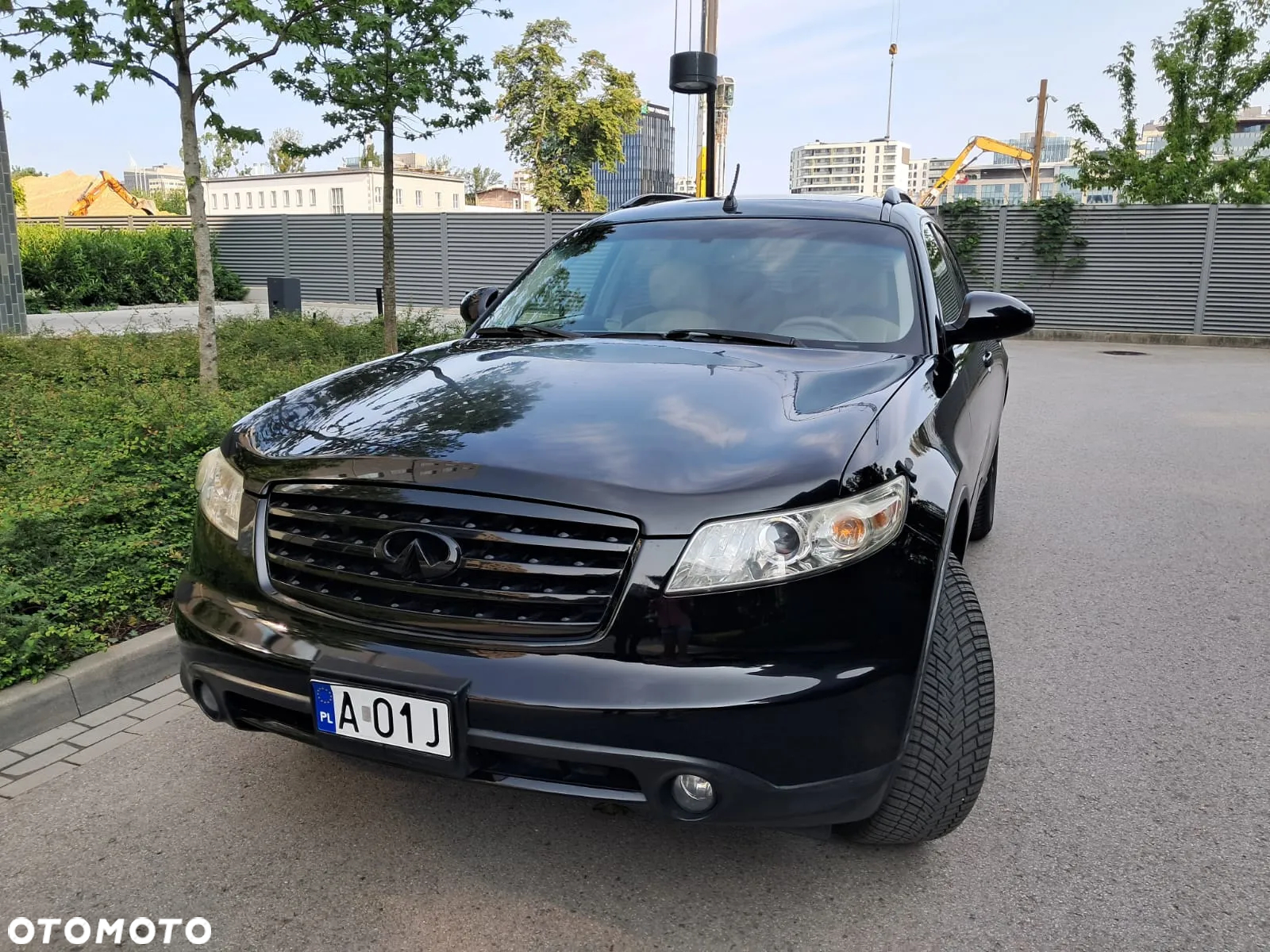 Infiniti FX FX35 - 17