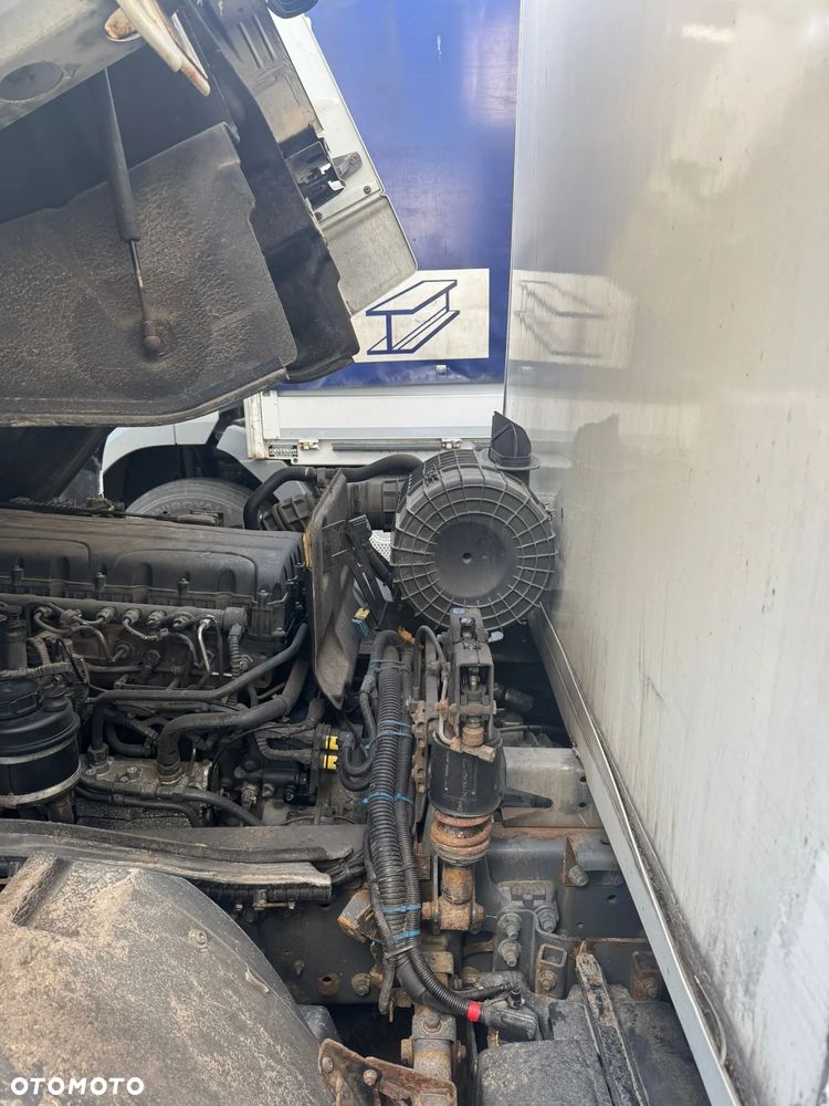 DAF CF 370 FA *048* - 12