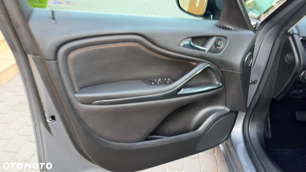 Opel Zafira Tourer 1.4 Turbo Automatik Business Edition - 39