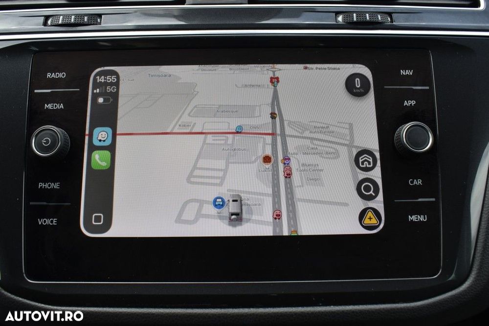 Volkswagen Tiguan - 13