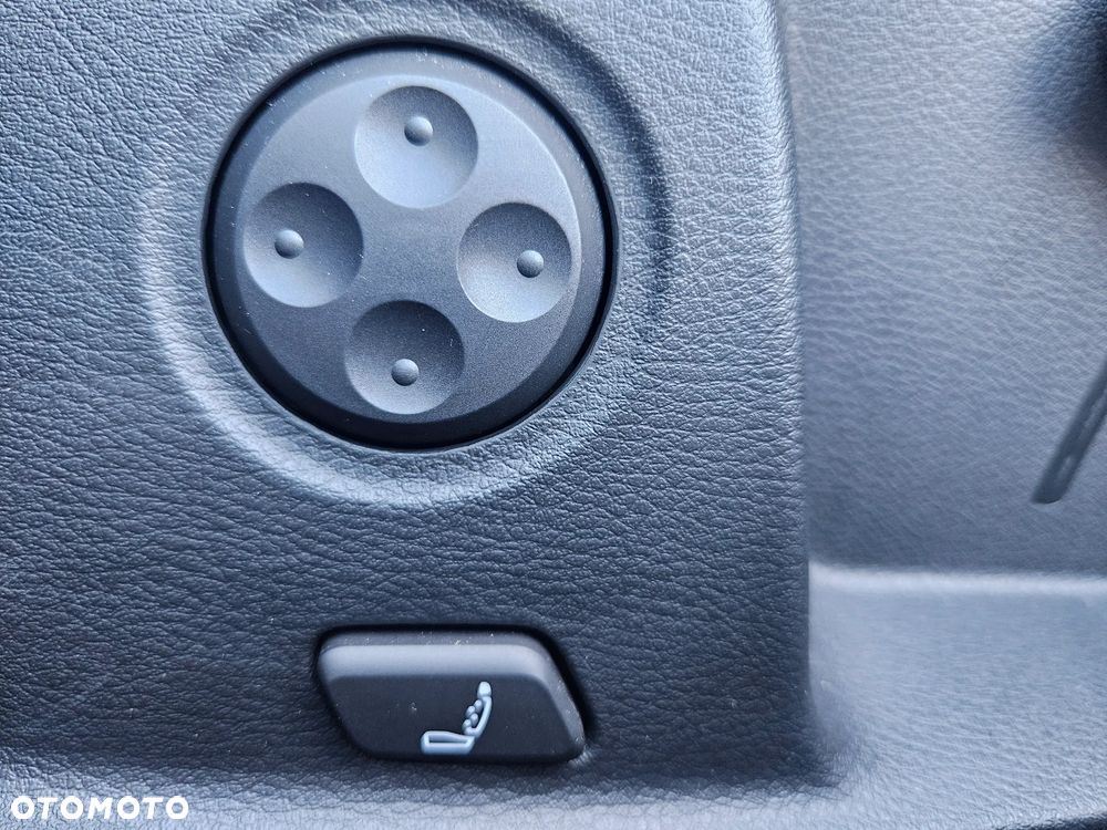 Audi A4 Avant 40 TFSI S tronic - 18