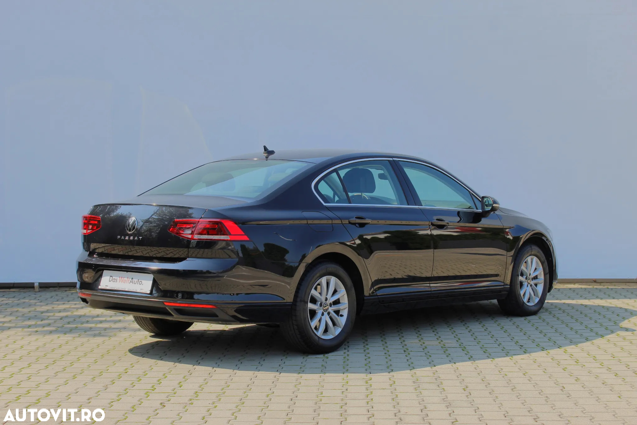 Volkswagen Passat 2.0 TDI DSG Comfortline - 5