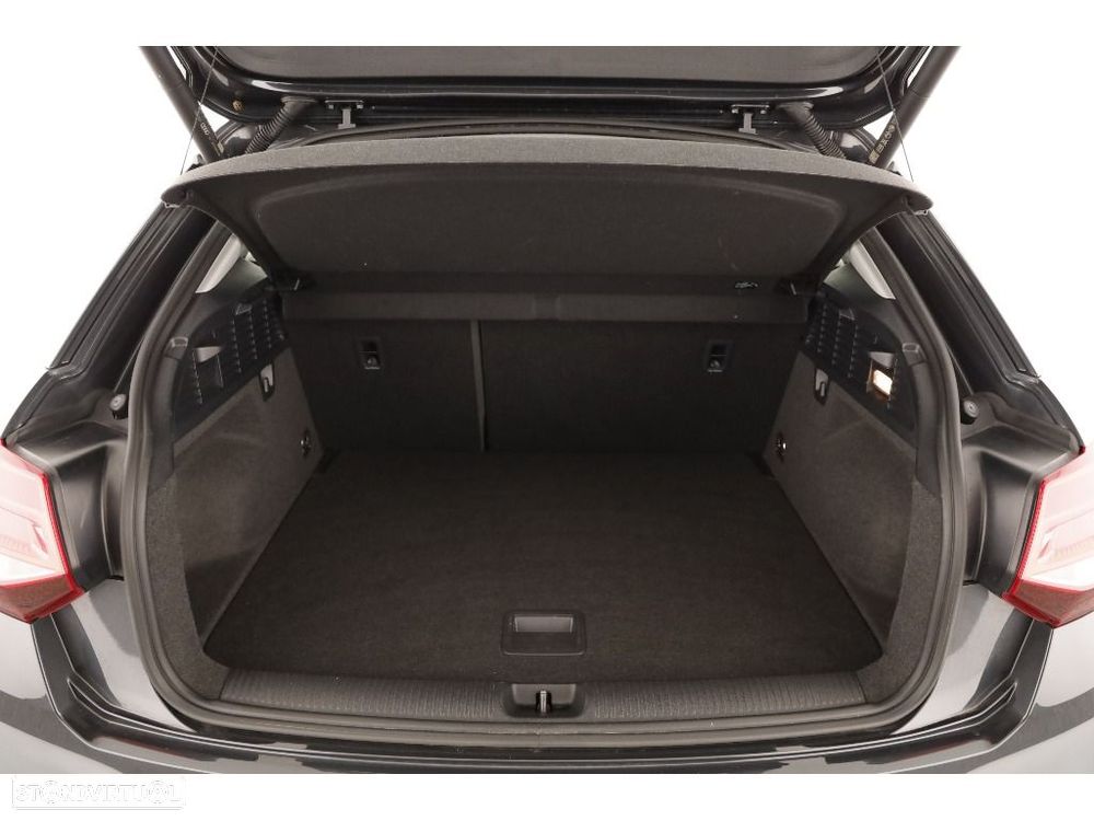 Audi Q2 30 TFSI - 37