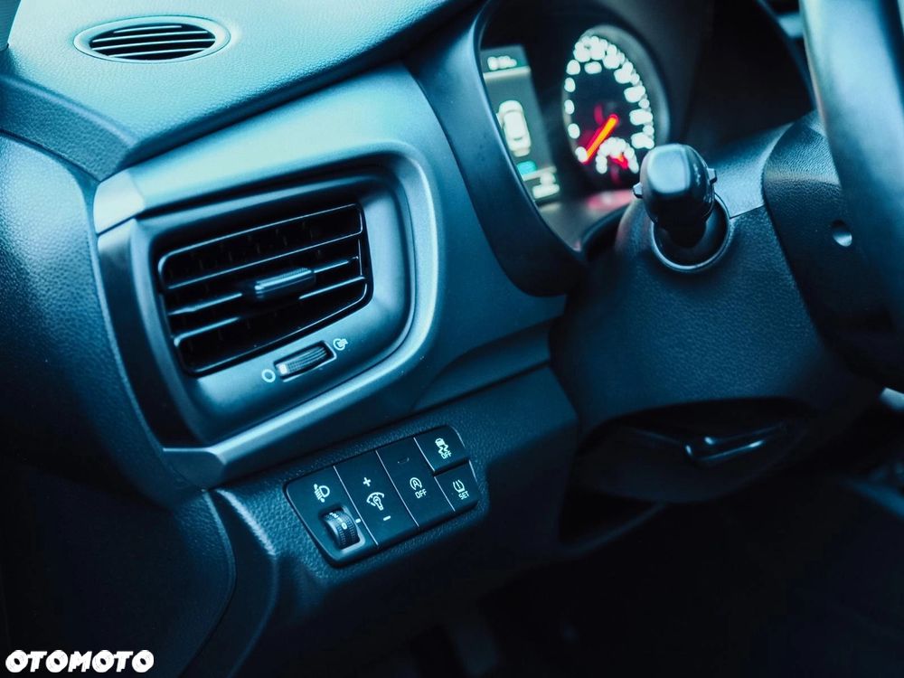 Kia Stonic - 13