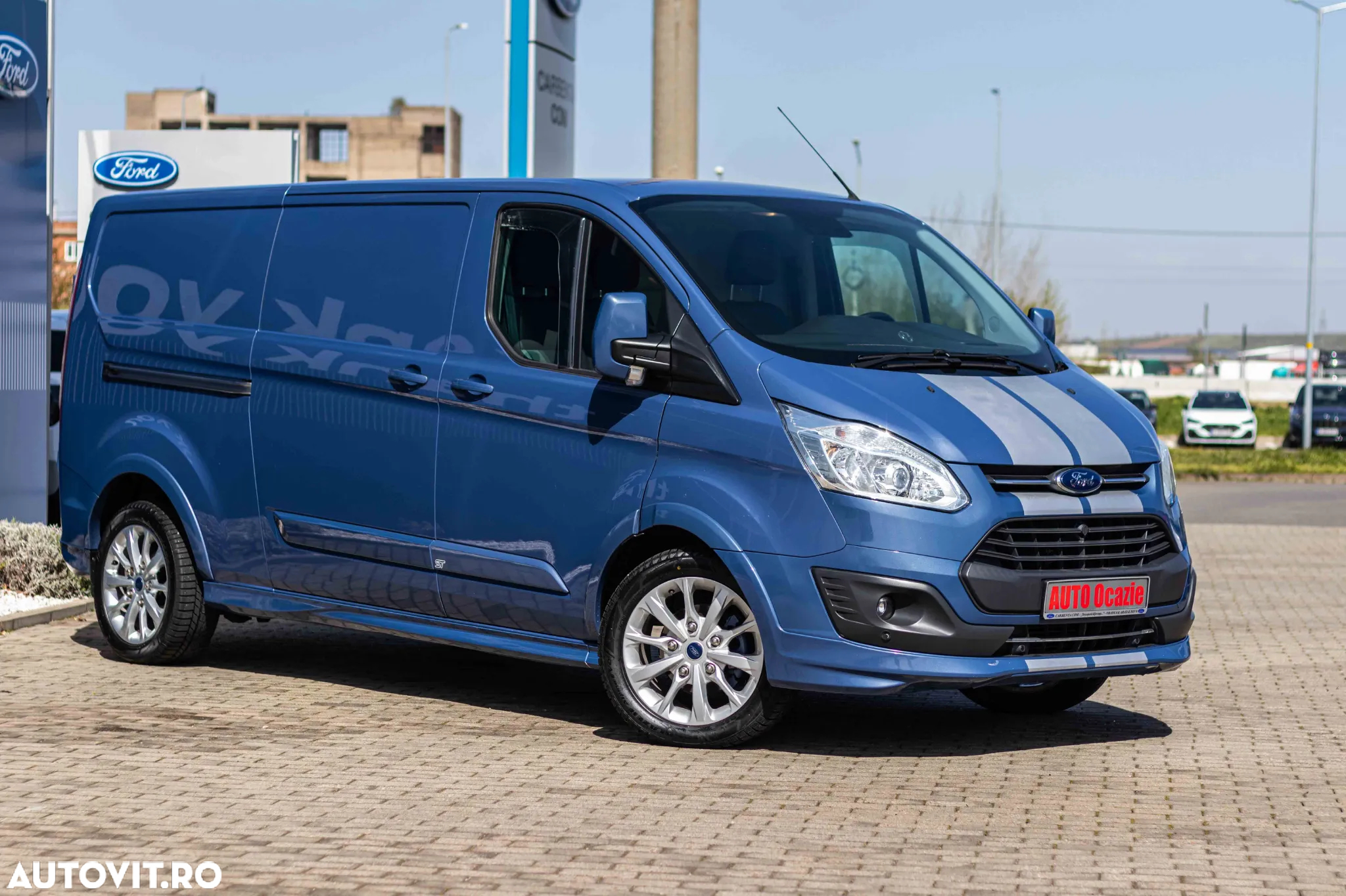 Ford Custom Van Sport 290 LWB - 6