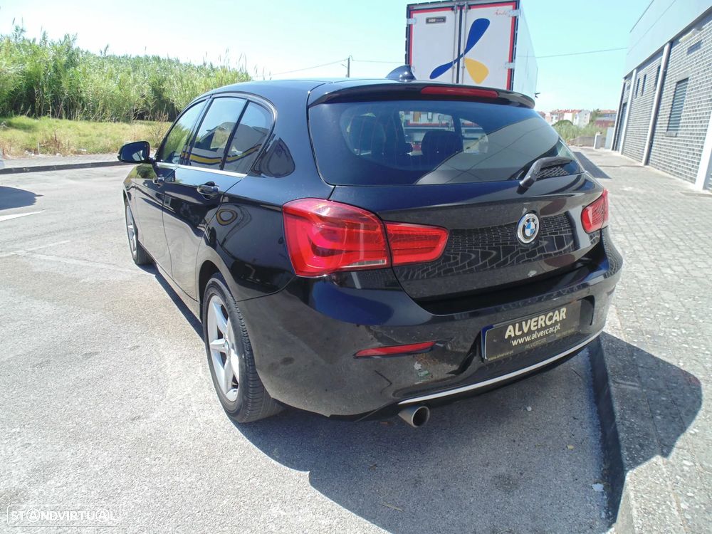 BMW 116 d Line Urban Auto - 12