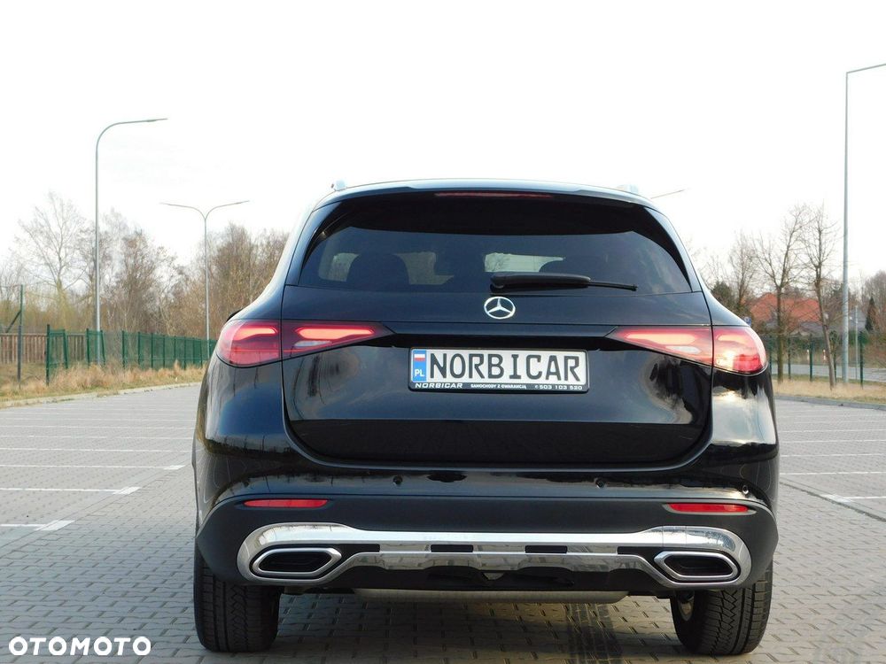 Mercedes-Benz GLC - 30