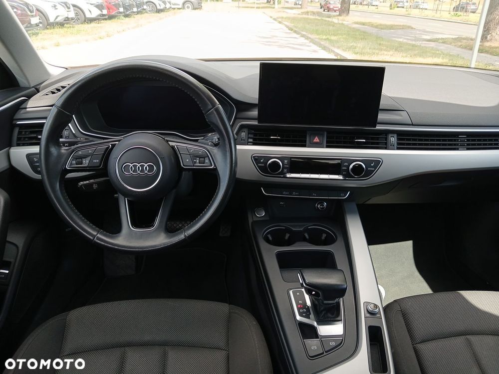 Audi A4 Limousine 35 TFSI S tronic - 11