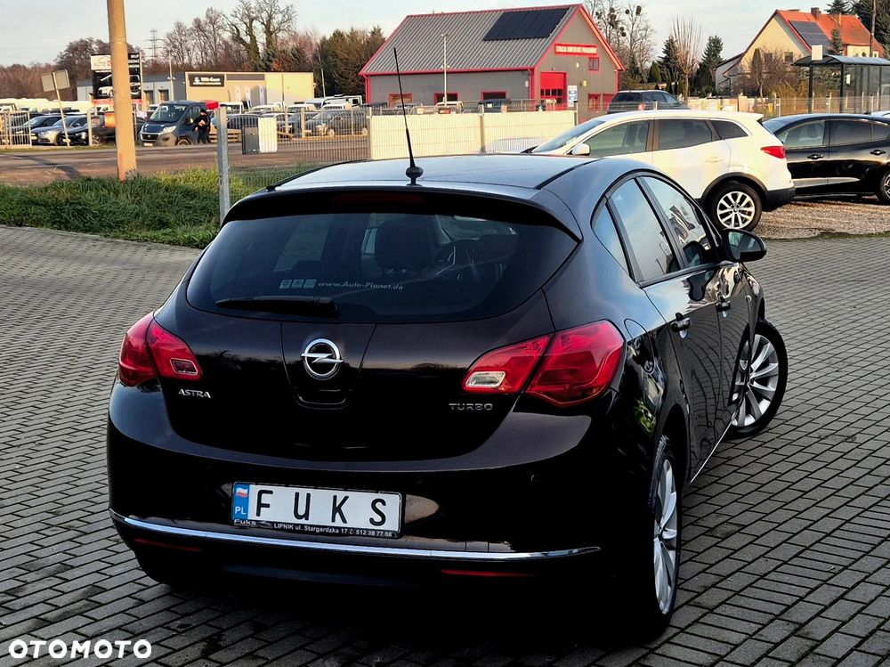 Opel Astra 1.4 Turbo 150 Jahre - 23