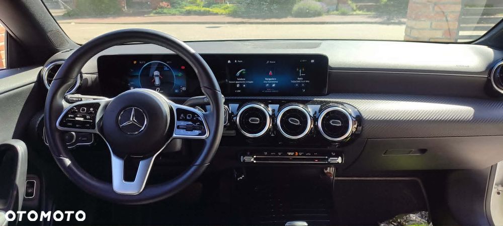 Mercedes-Benz CLA - 6