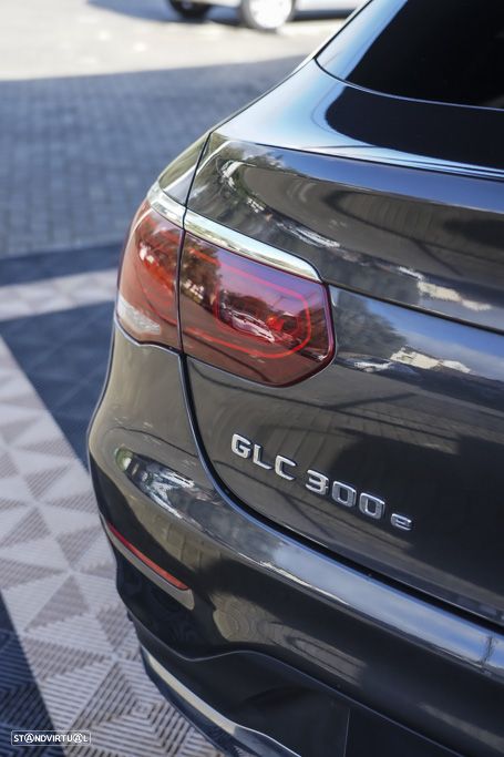 Mercedes-Benz GLC 300 e Coupe 4Matic 9G-TRONIC Avantgarde Advanced - 18