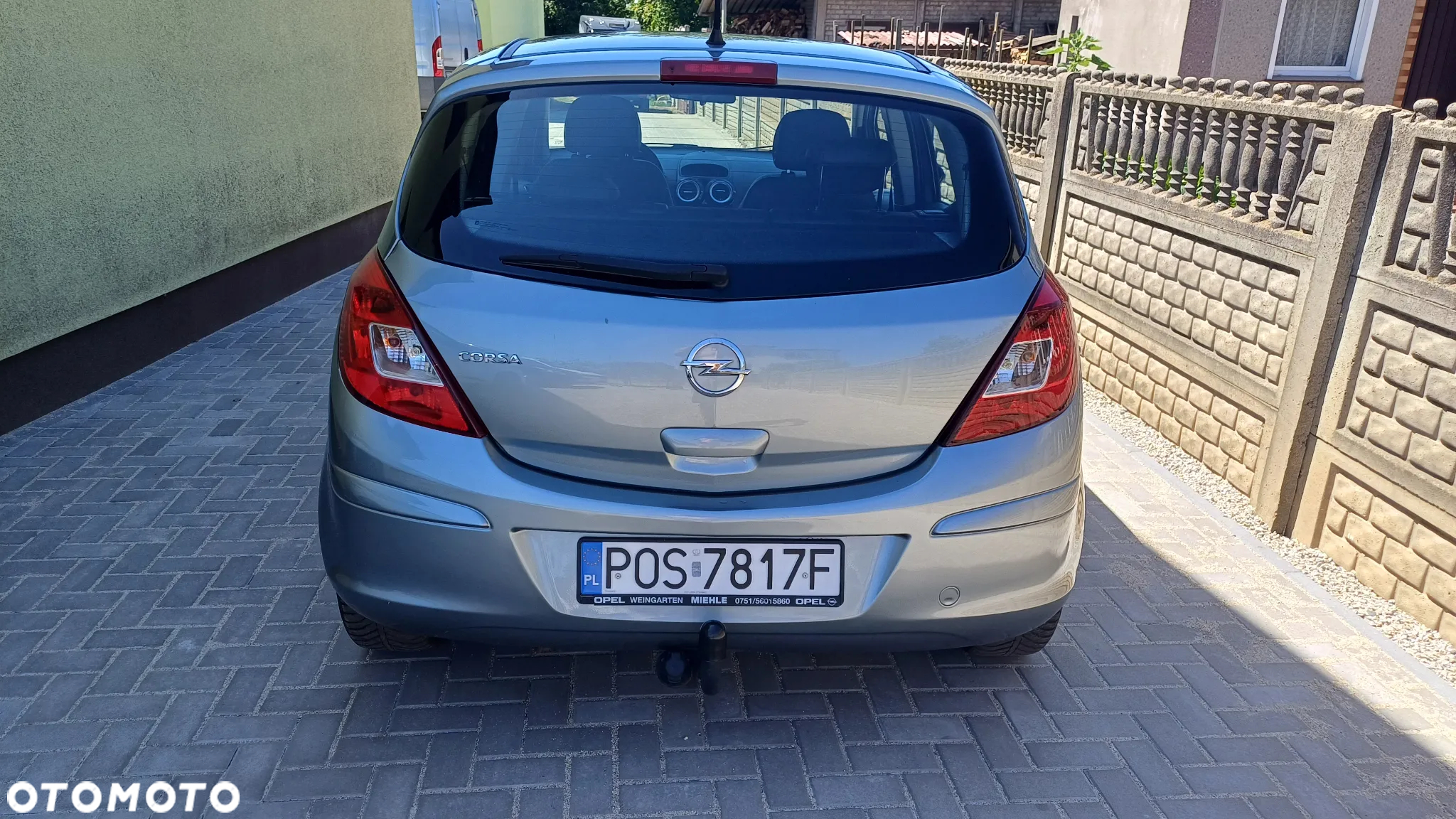 Opel Corsa 1.4 16V Cosmo - 4