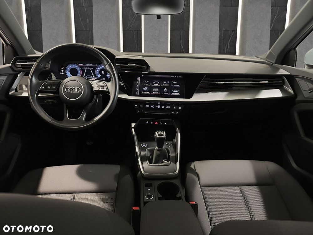 Audi A3 Sportback - 13