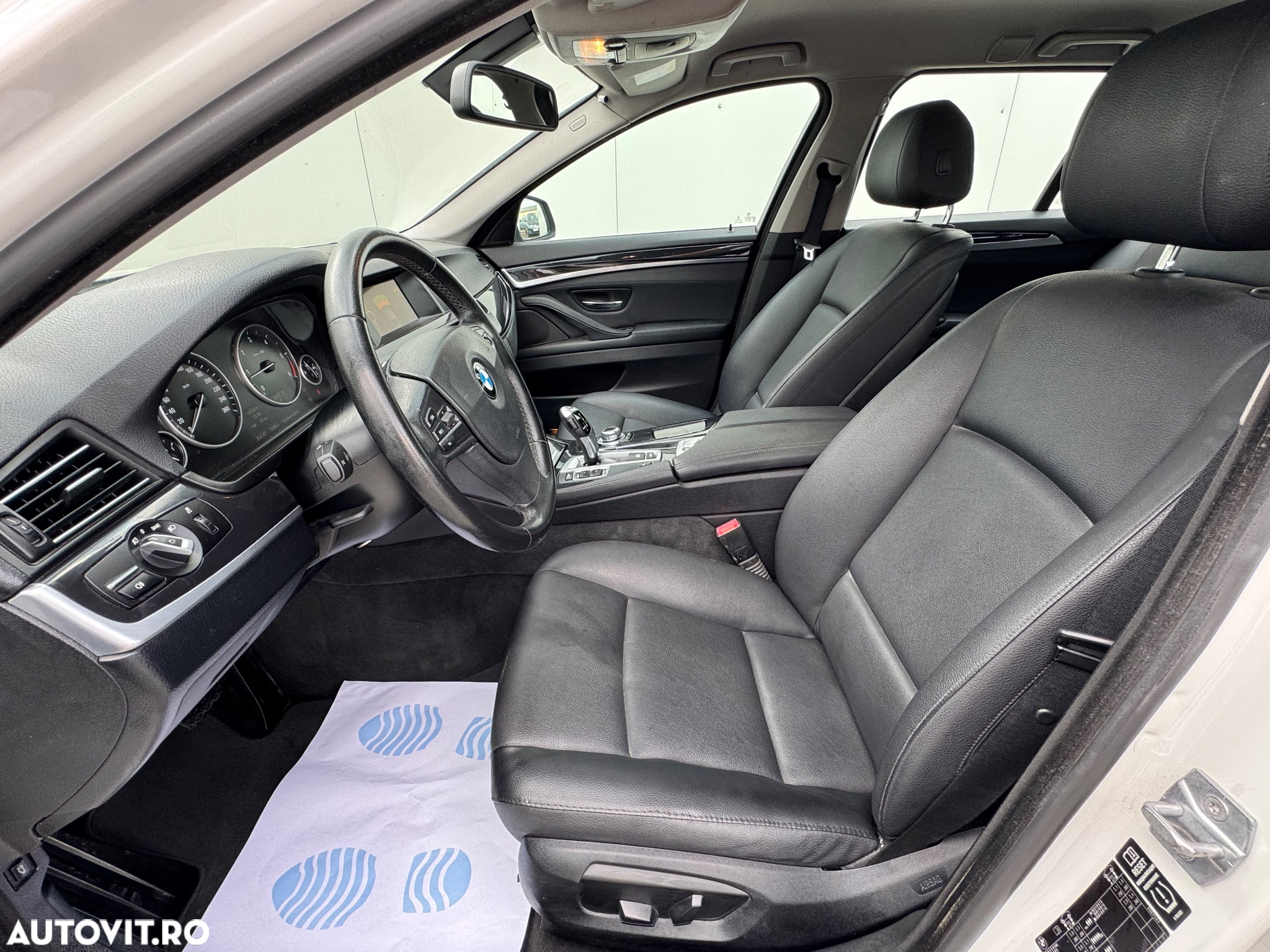 BMW Seria 5 520d Touring Aut. Modern Line - 5