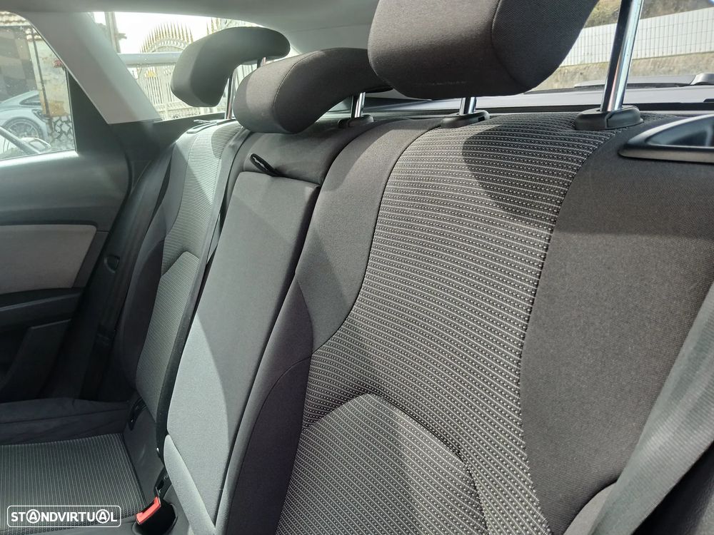 SEAT Leon ST 1.6 TDI Xcellence S/S - 26