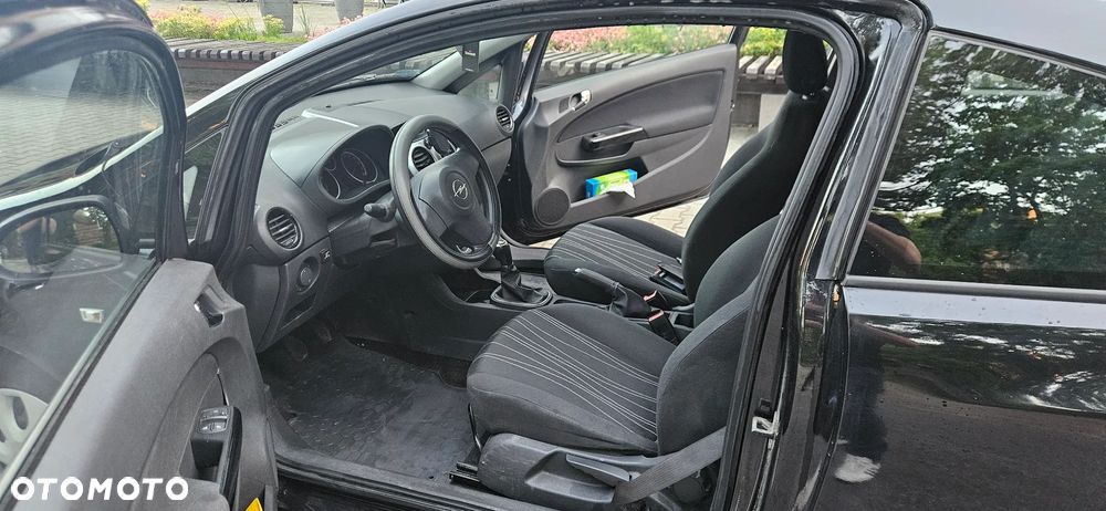 Opel Corsa 1.2 16V Cosmo - 9
