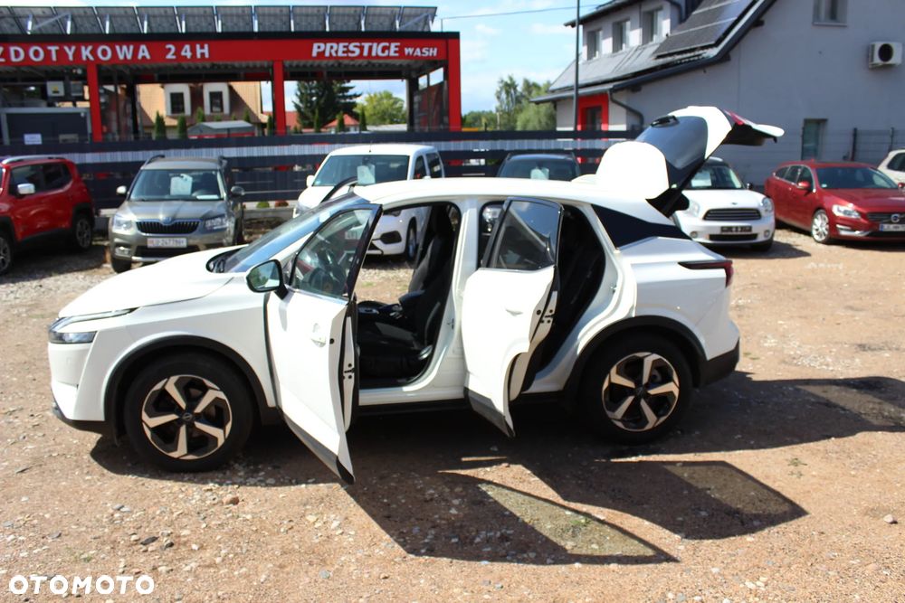 Nissan Qashqai 1.3 DIG-T MHEV 4x4 N-Connecta Xtronic - 14