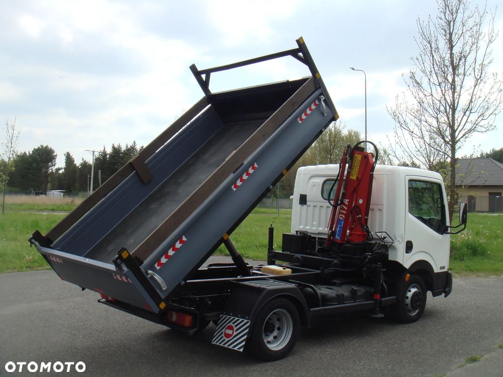 Nissan CABSTAR - 16