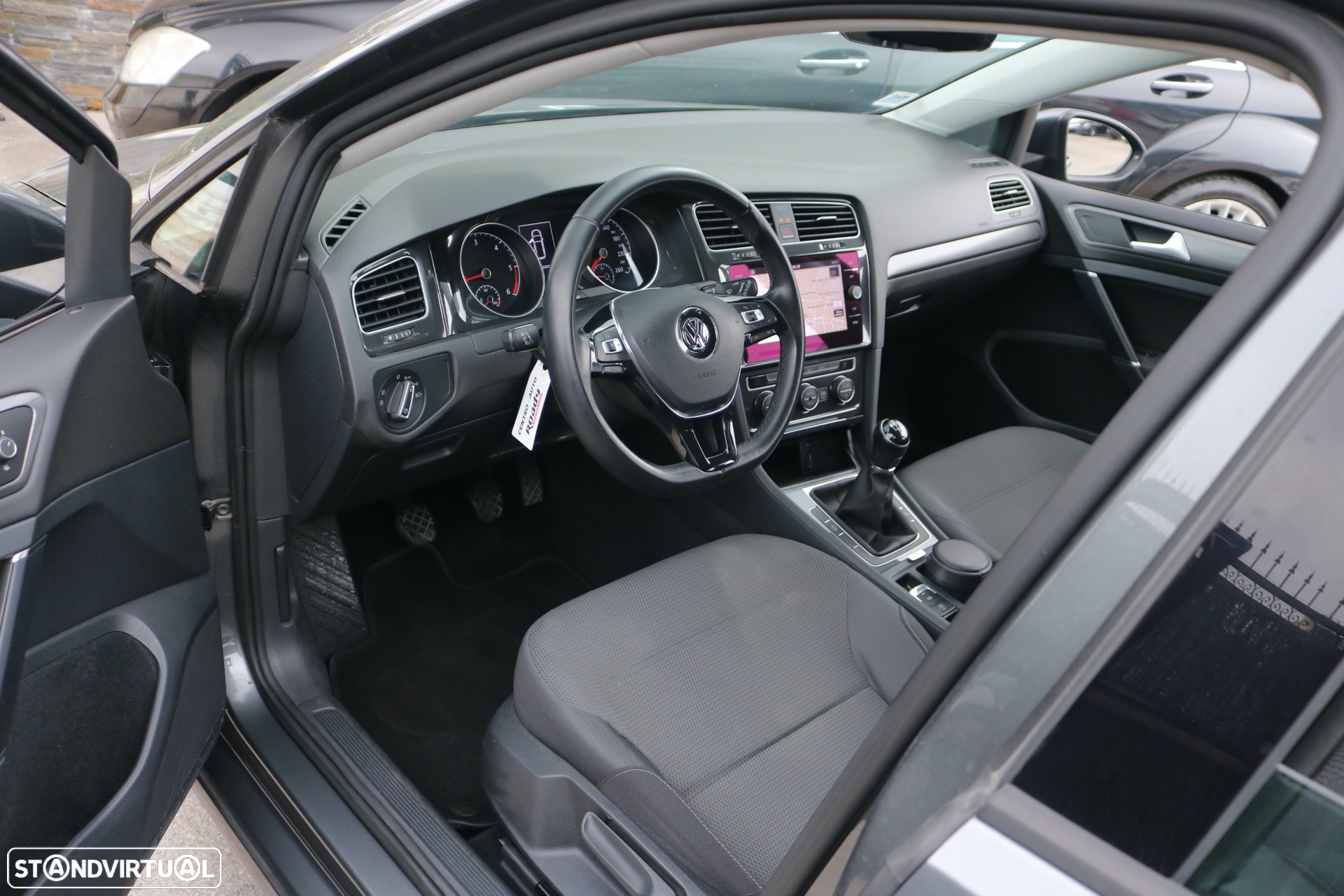 VW Golf Variant 1.6 TDi Highline - 11
