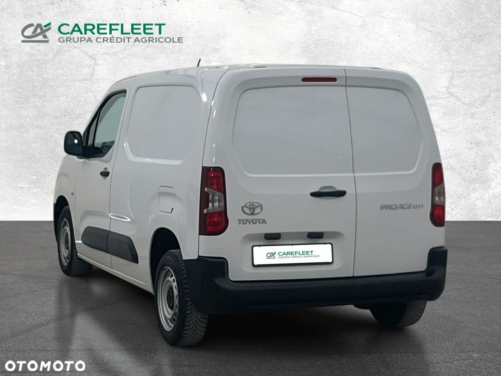 Toyota Proace City - 8