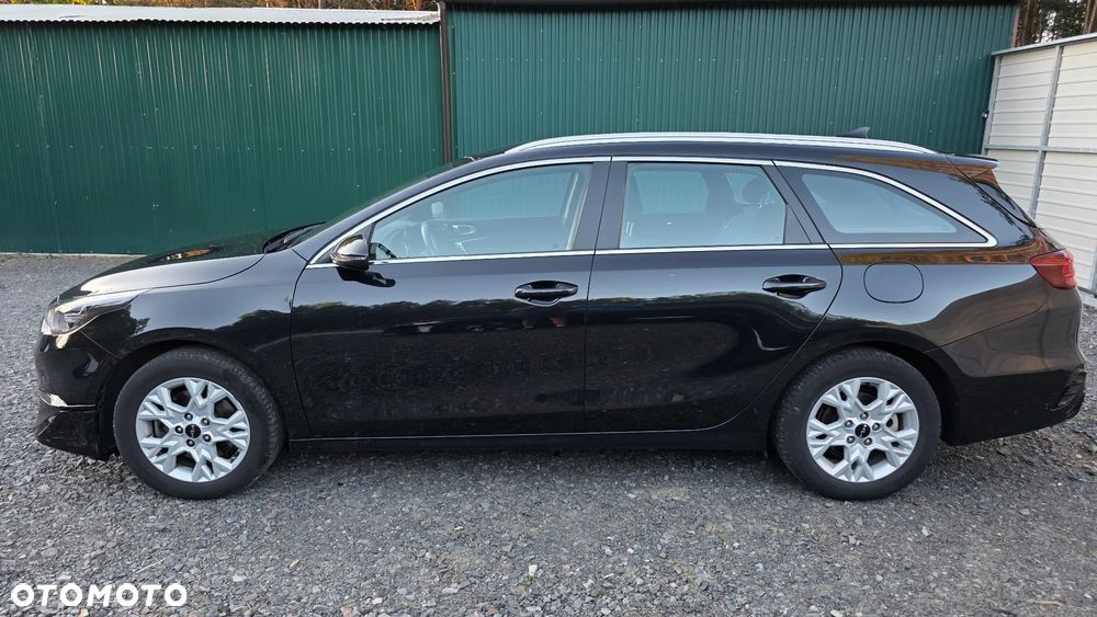 Kia Ceed 1.6 CRDi mHEV M - 5