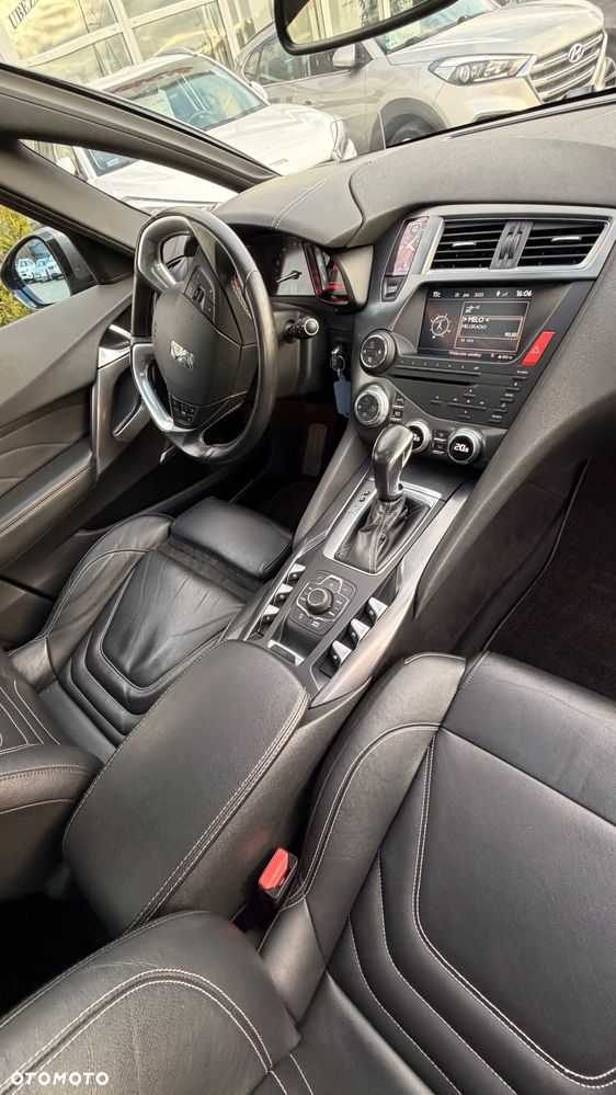 Citroën DS5 HDi 165 SportChic - 22