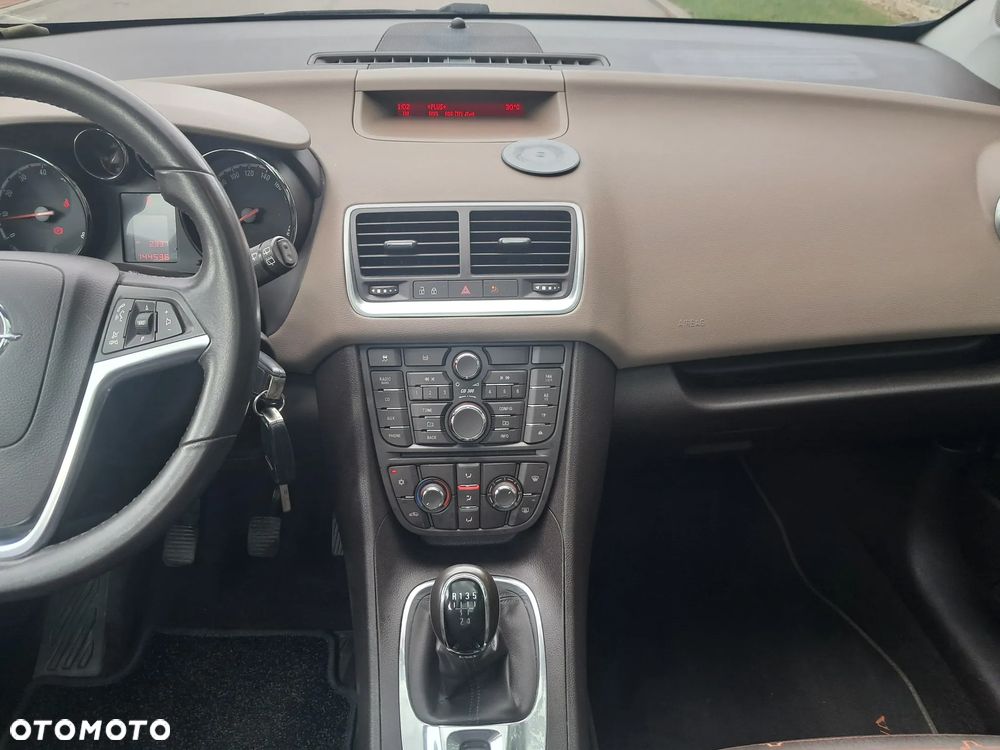 Opel Meriva - 9