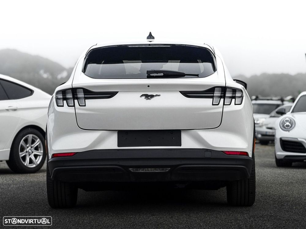 Ford Mustang Mach-E Standard - 4
