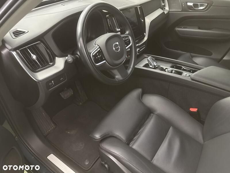 Volvo XC 60 B4 D AWD Inscription - 10