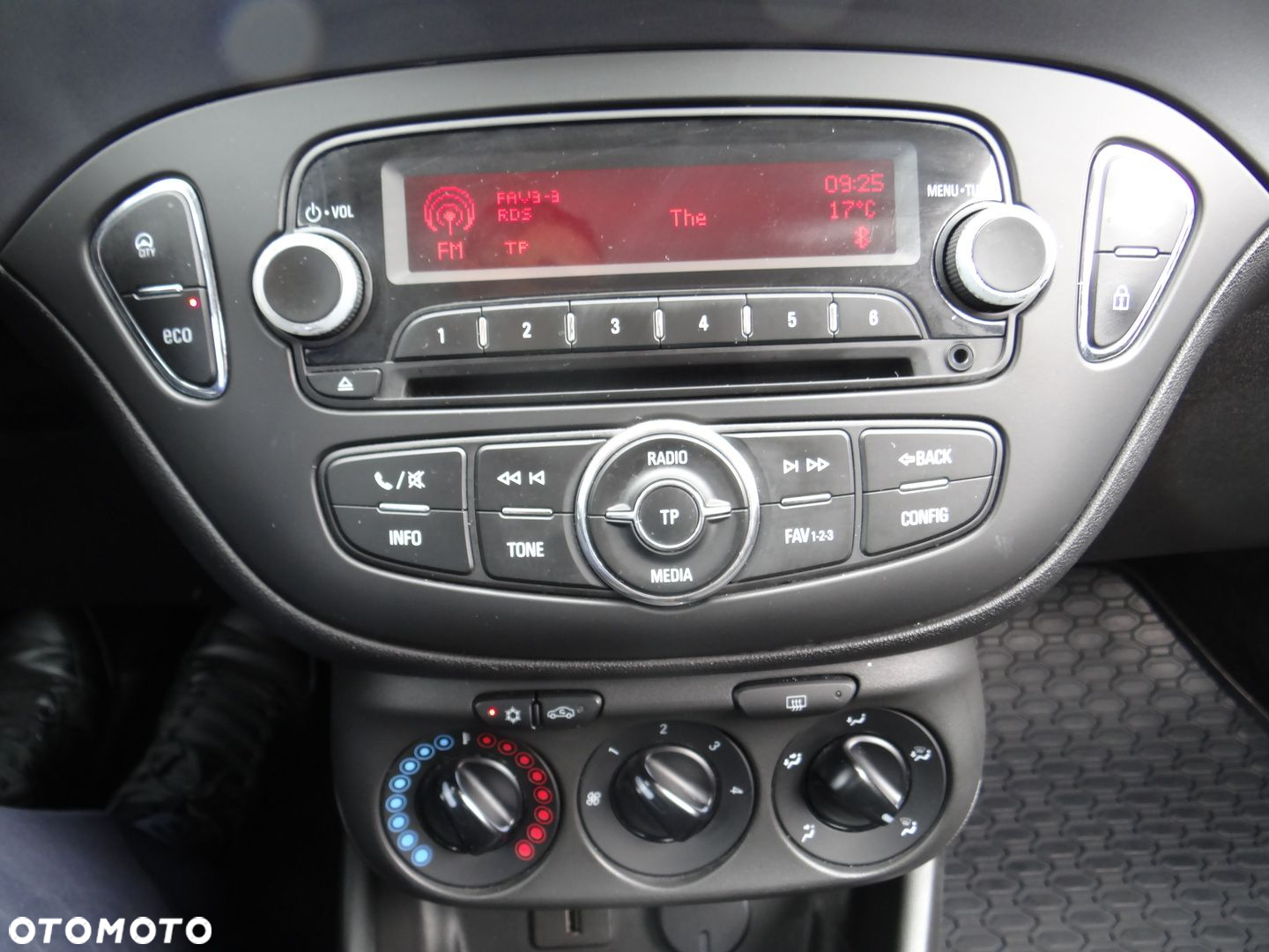 Opel Corsa 1.4 T Enjoy S&S - 16
