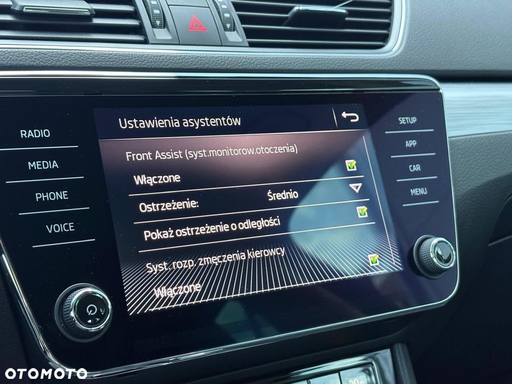 Skoda Superb 1.5 TSI ACT Ambition DSG - 23