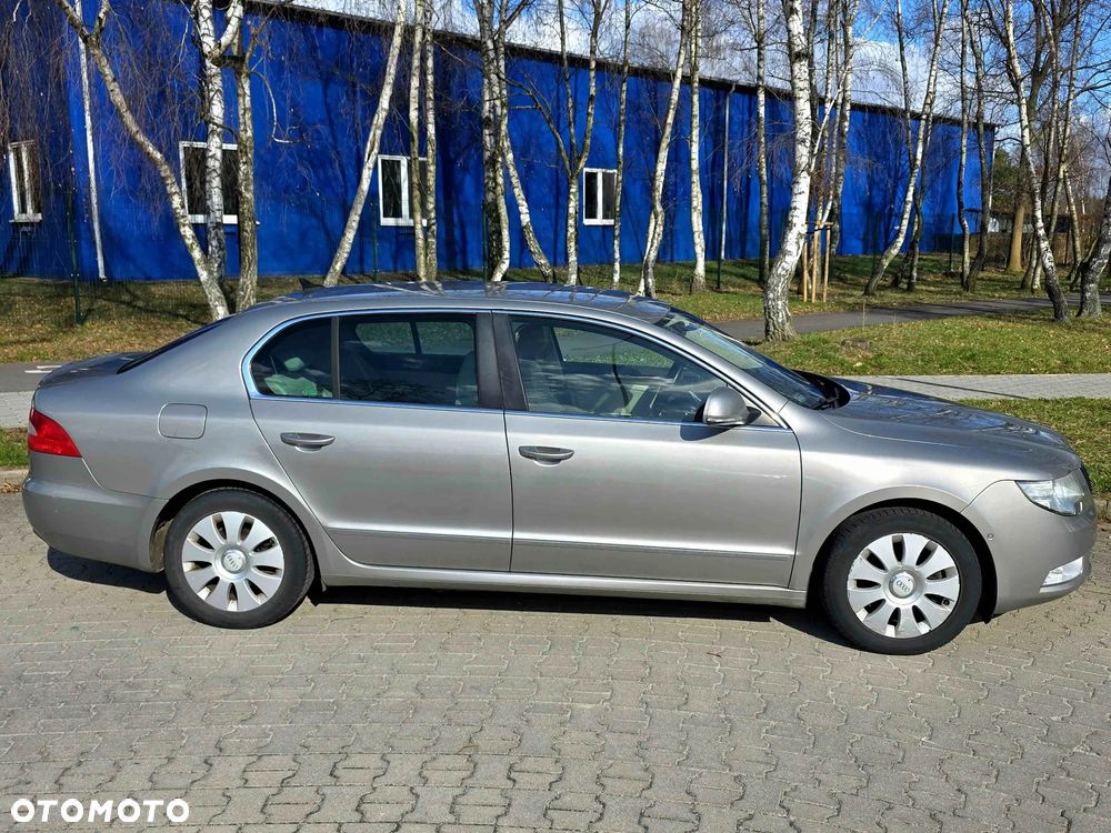 Skoda Superb 2.0 TSI Ambition DSG - 2