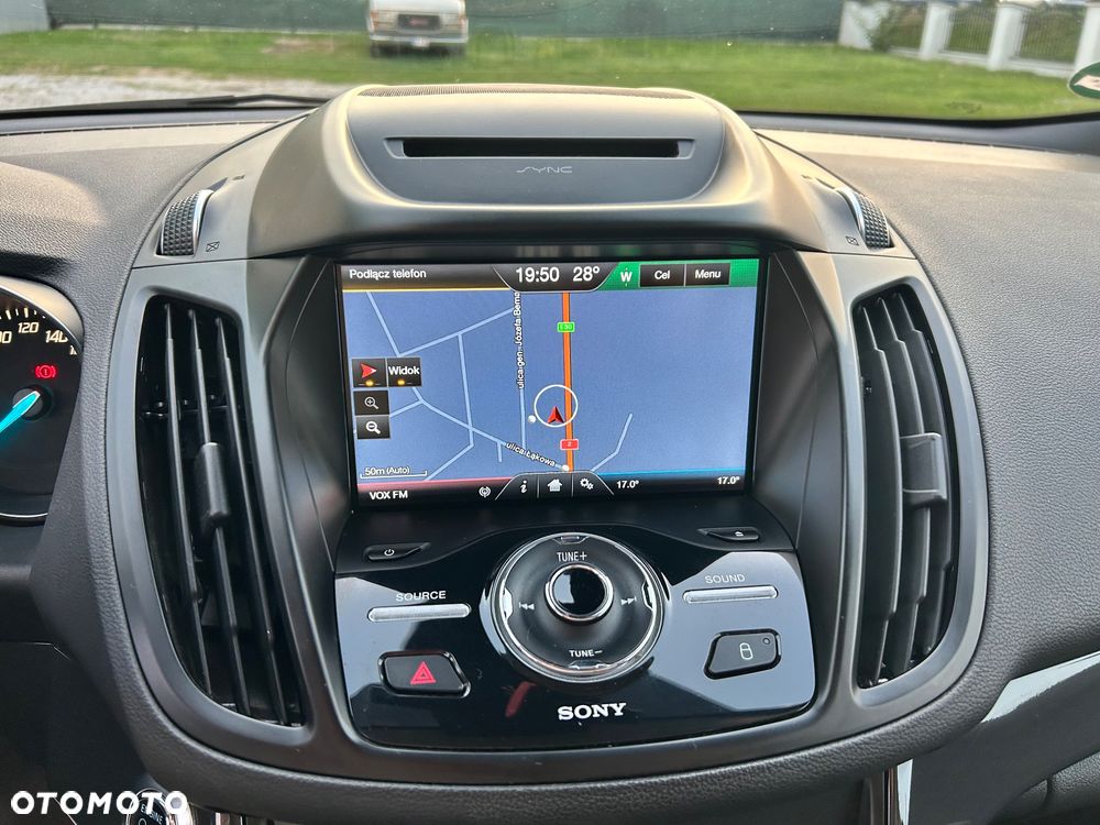 Ford Kuga 2.0 TDCi 4x4 Titanium - 25