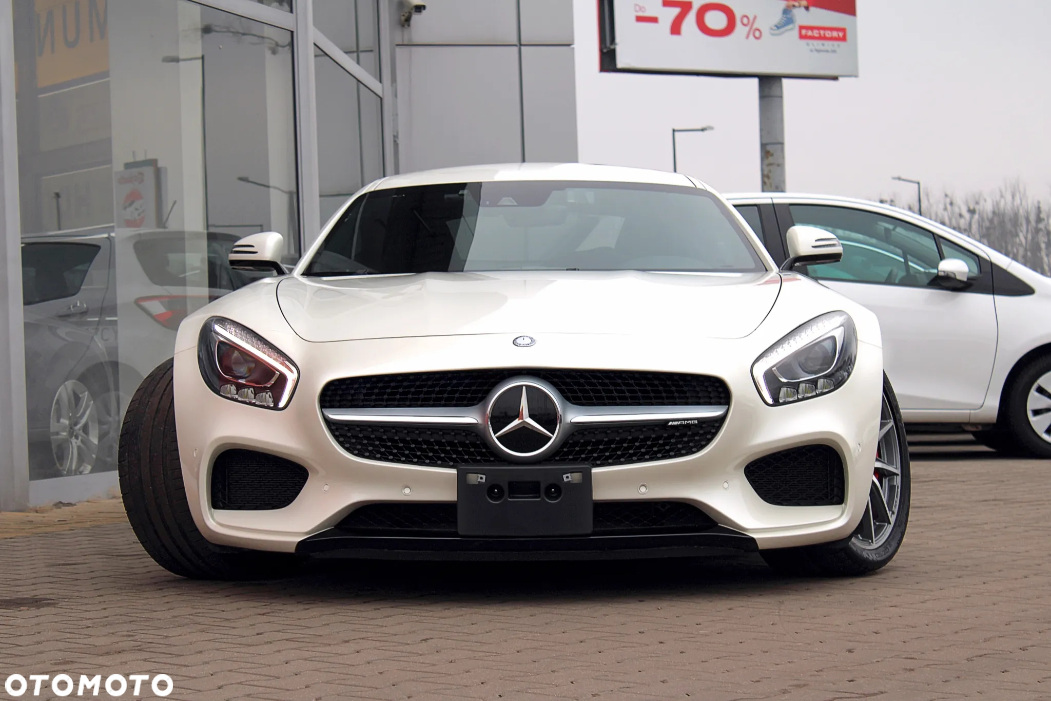 Mercedes-Benz AMG GT S - 11
