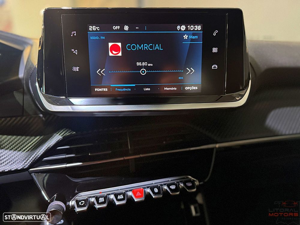 Peugeot 2008 1.2 PureTech Allure Pack - 27