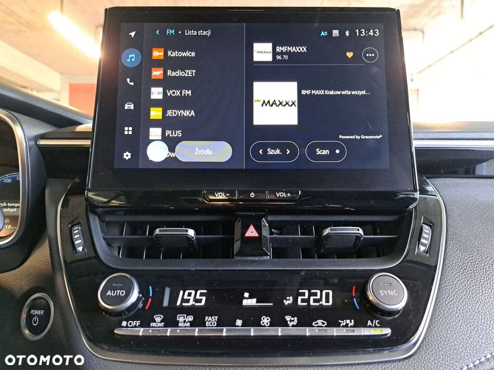 Toyota Corolla 1.8 Hybrid Comfort - 22