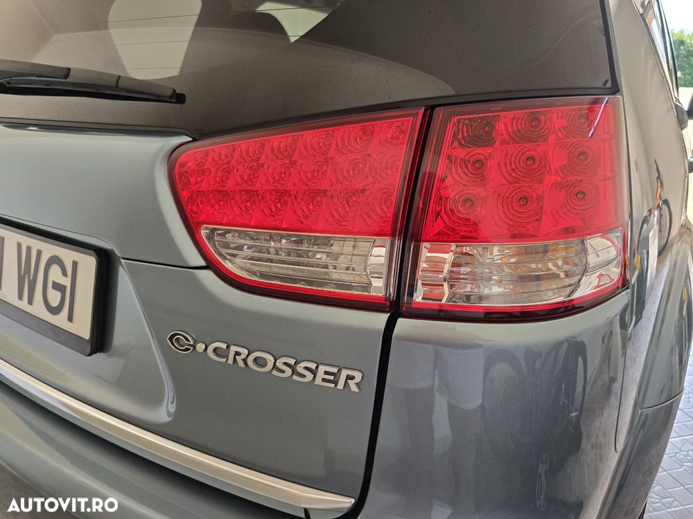 Citroën C-Crosser - 10