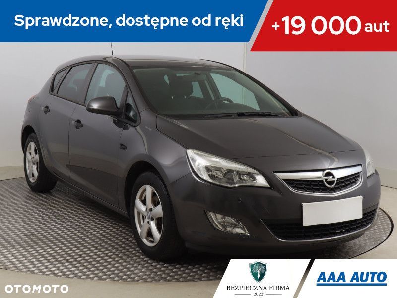 Opel Astra - 2