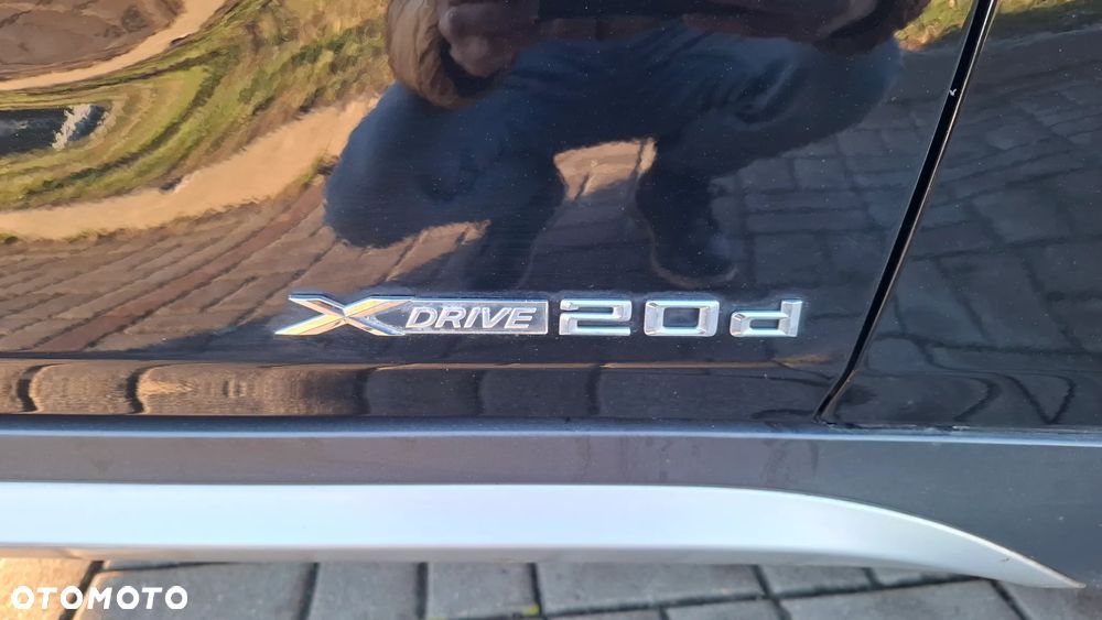 BMW X1 xDrive20d - 16