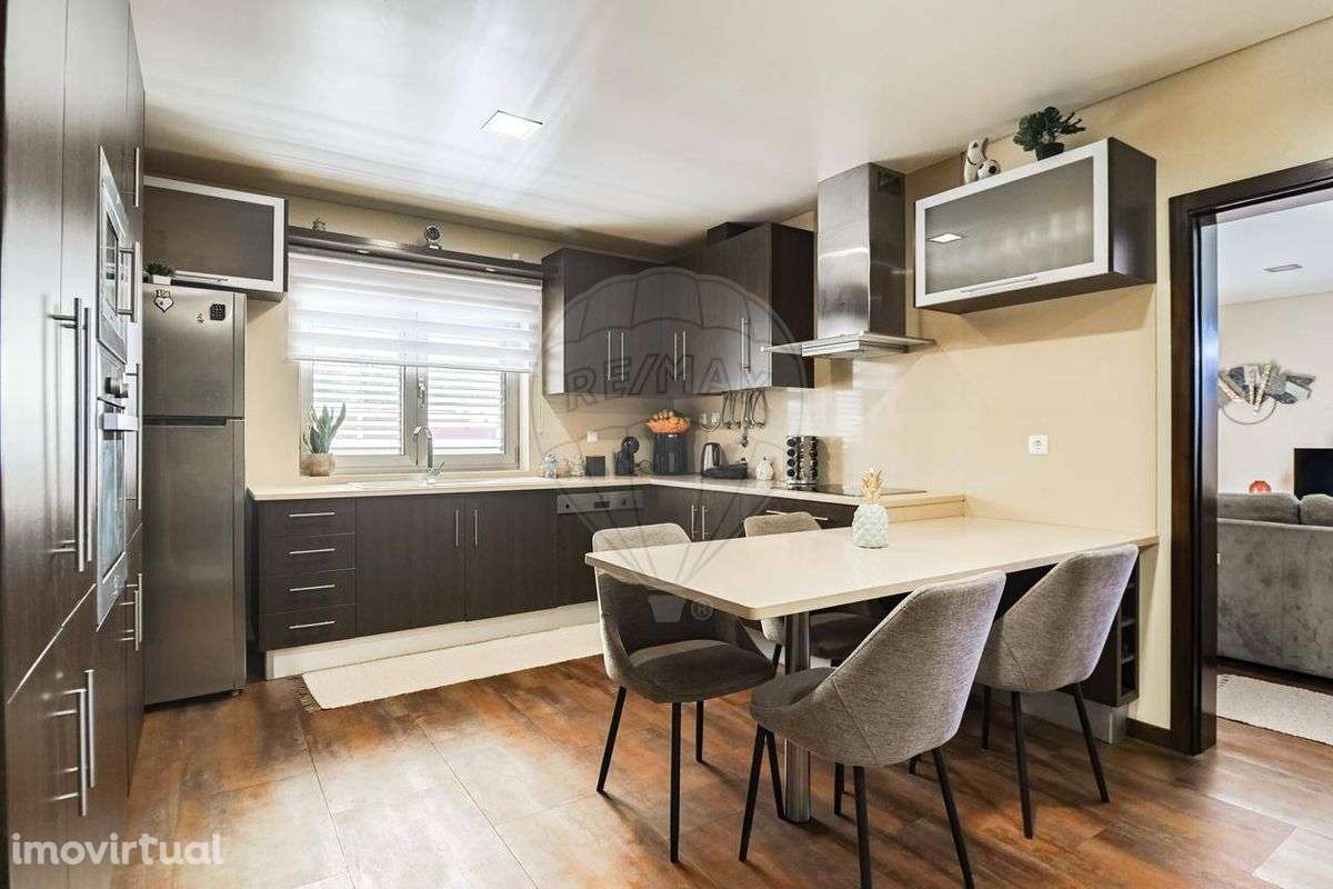 Moradia T5 para arrendamento - Grande imagem: 5/22