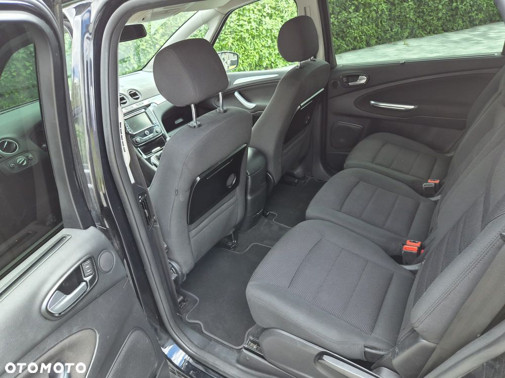 Ford S-Max 2.0 TDCi DPF Titanium - 19