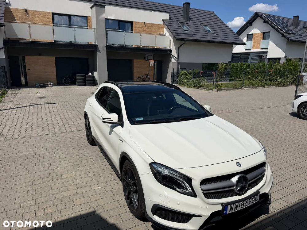 Mercedes-Benz GLA AMG 45 4-Matic - 23