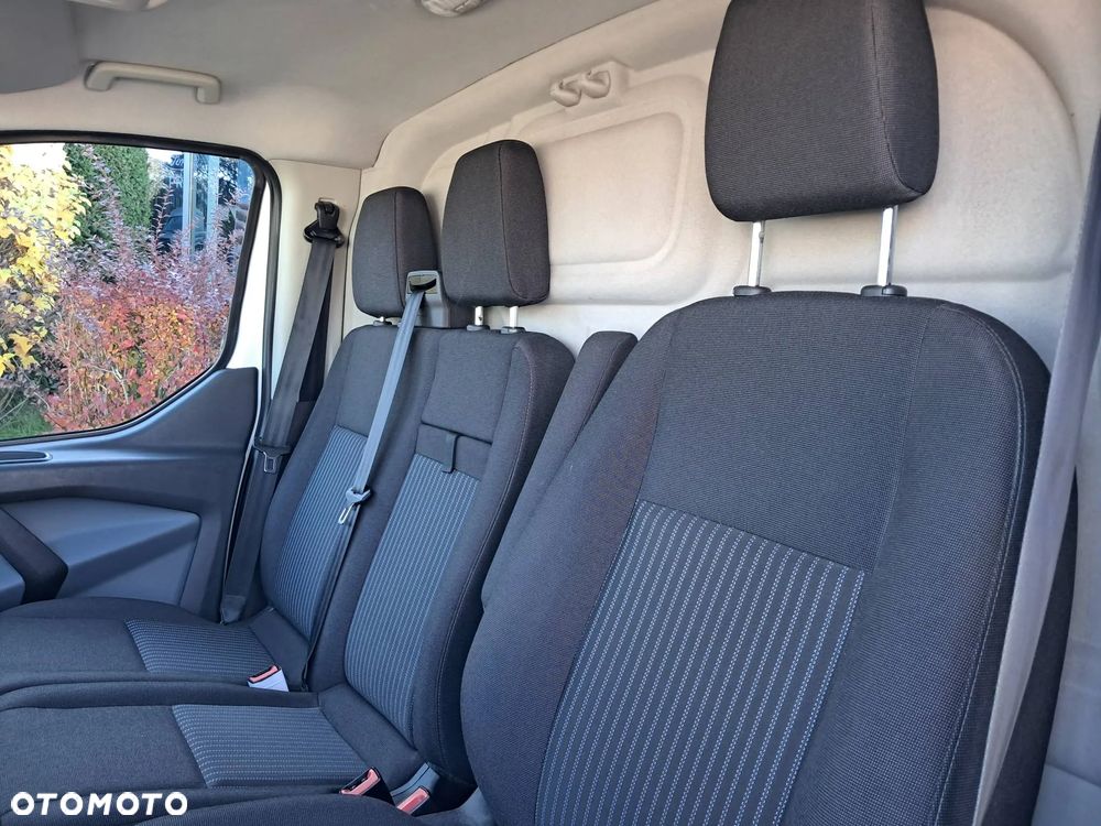 Ford Transit Custom - 17