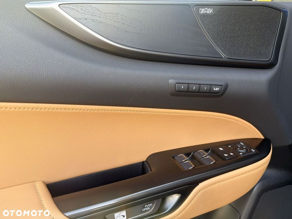 Lexus NX 350h Omotenashi AWD - 13
