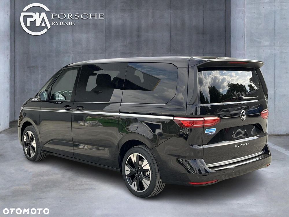 Volkswagen Multivan - 8