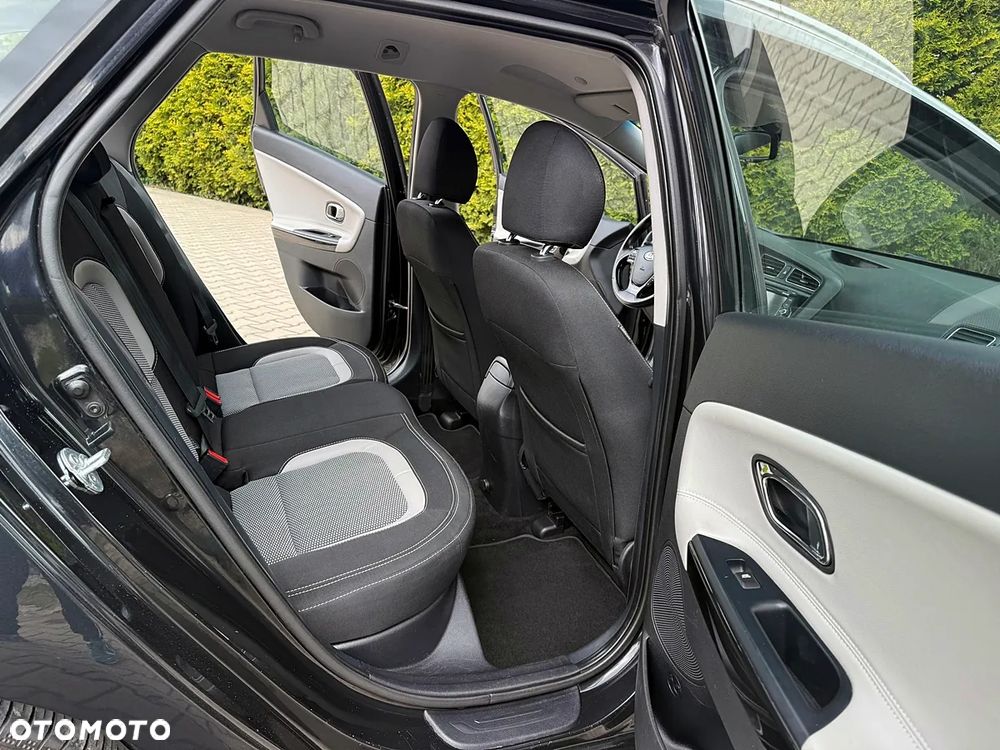 Kia Ceed 1.6 GDI Platinum Edition - 6